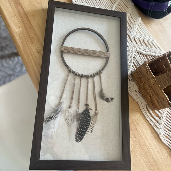 ✨ UNIQUE beautiful dream catcher shadow box frame✨ - Picture 2 of 4
